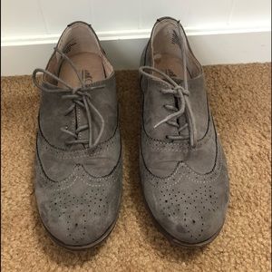 Gray Oxford Shoes